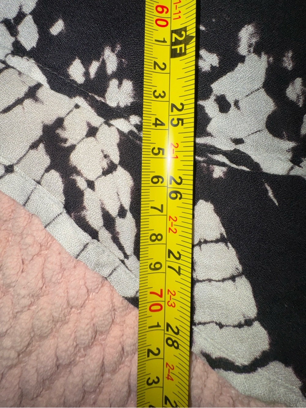Young Fabulous & Broke Black White Tie Dye Hi-Low Long Sleeve Top Size Small NWT - Picture 4 of 11